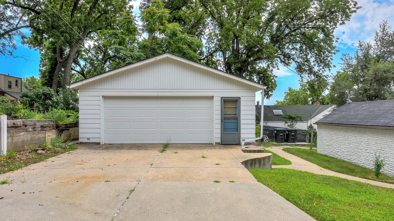 Photo of Outdoor in Aksarben - Elmwood Park