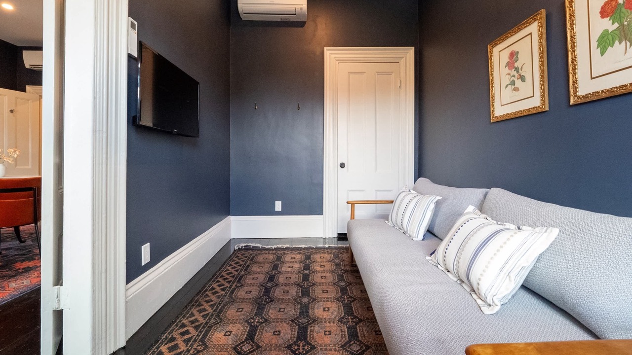 Photo of Livingroom in South End
