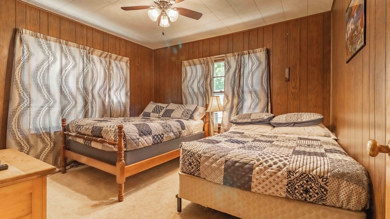 Photo of Bedroom in Friendship