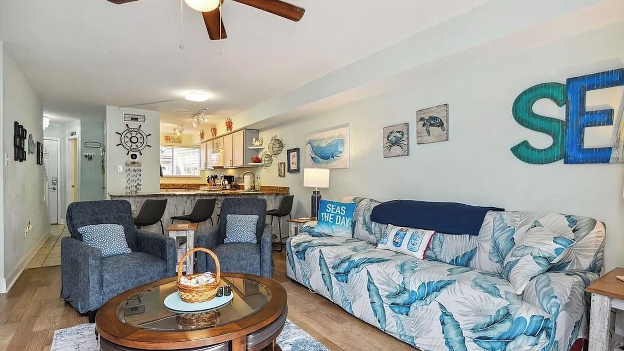 Photo of Livingroom in Biloxi