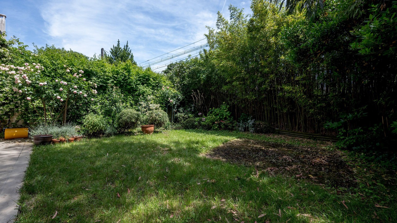Photo of Outdoor in Vanves