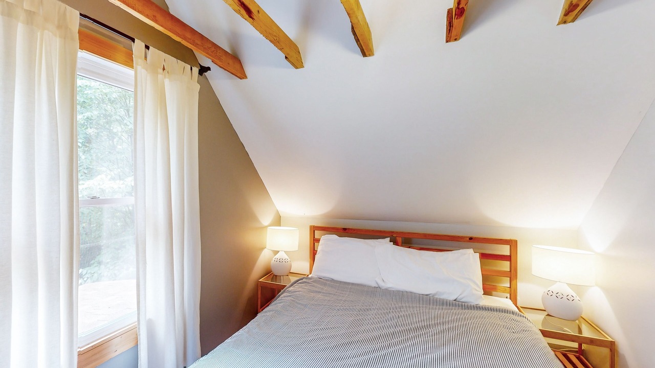 Photo of Bedroom in Crellin