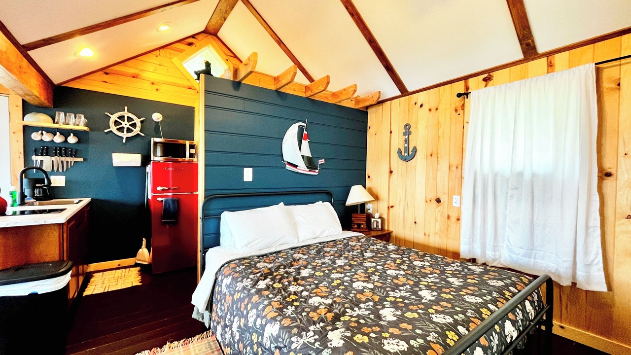 Photo of Bedroom in South Haven