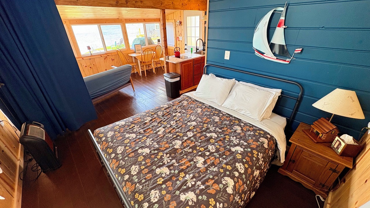 Photo of Bedroom in South Haven