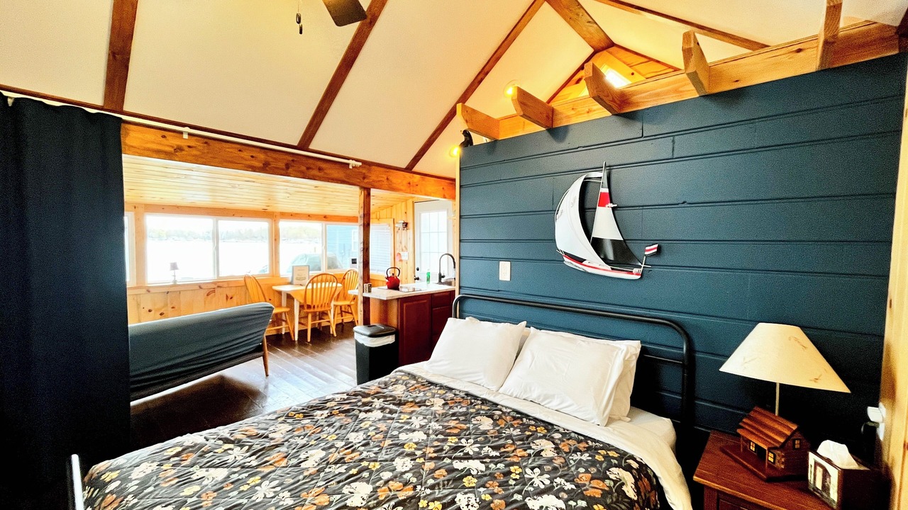 Photo of Bedroom in South Haven