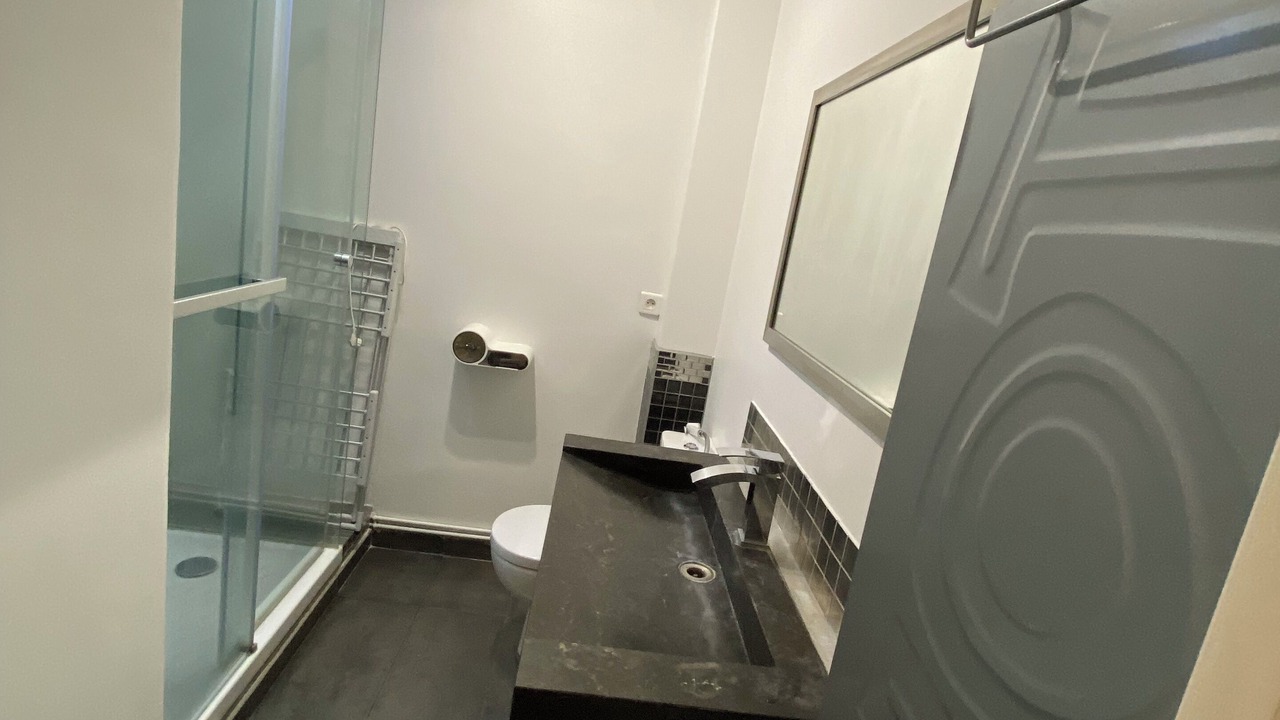 Photo of Bathroom in Vanves