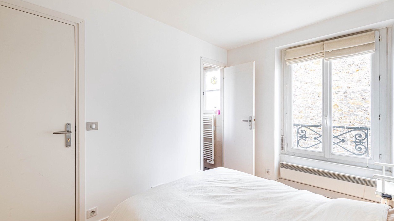 Photo of Bedroom in Quinze-Vingts