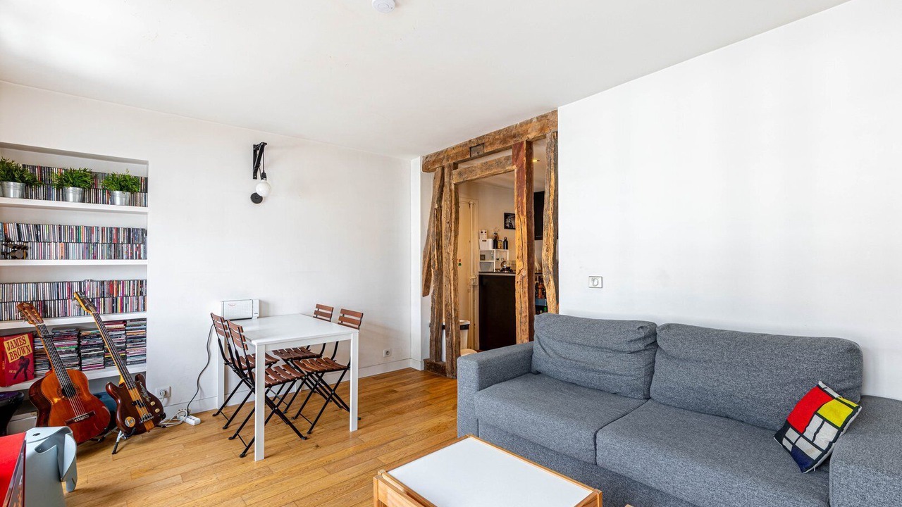 Photo of Livingroom in Quinze-Vingts