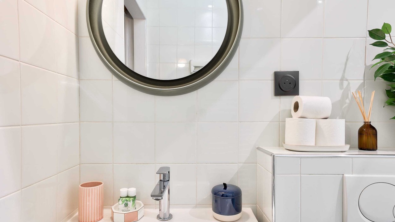 Photo of Bathroom in Quartier du Mail