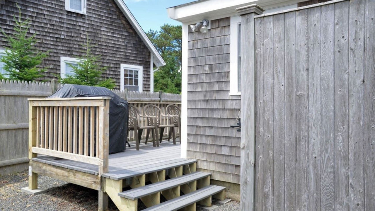Photo of Patio Balcony in West Dennis