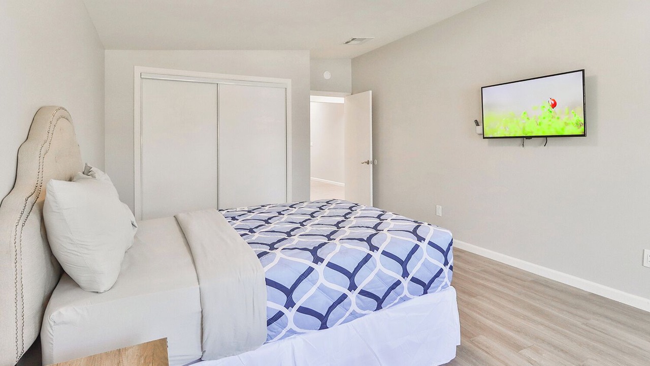 Photo of Bedroom in Canoga Park