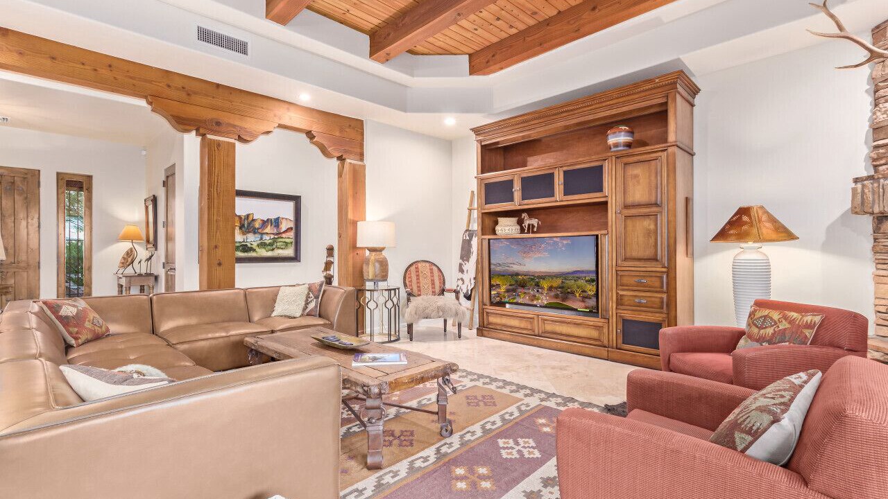 Photo of Livingroom in Rio Verde Foothills