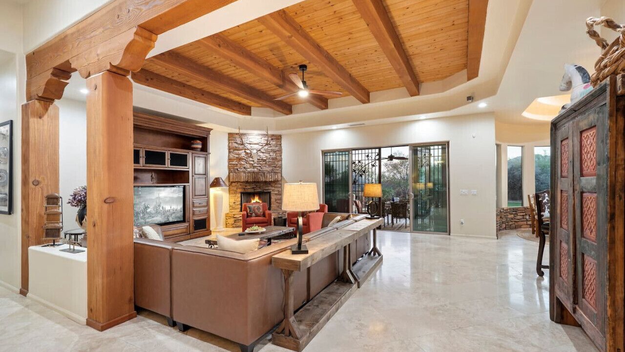 Photo of Livingroom in Rio Verde Foothills