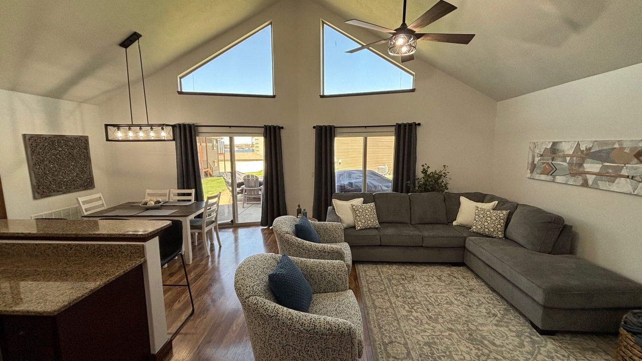 Photo of Livingroom in Spirit Lake