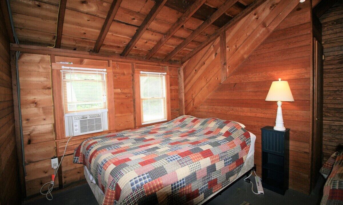 Photo of Bedroom in Brewster