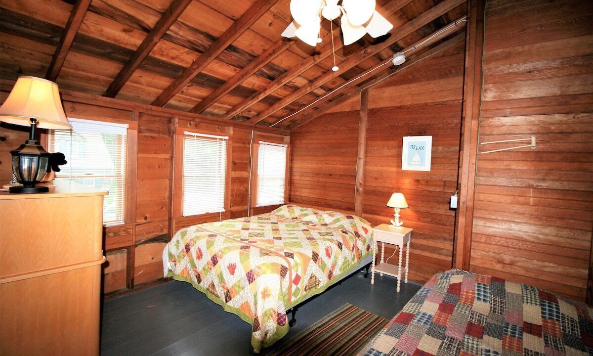 Photo of Bedroom in Brewster
