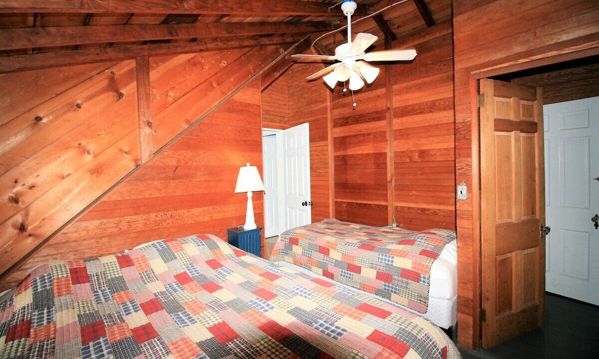 Photo of Bedroom in Brewster