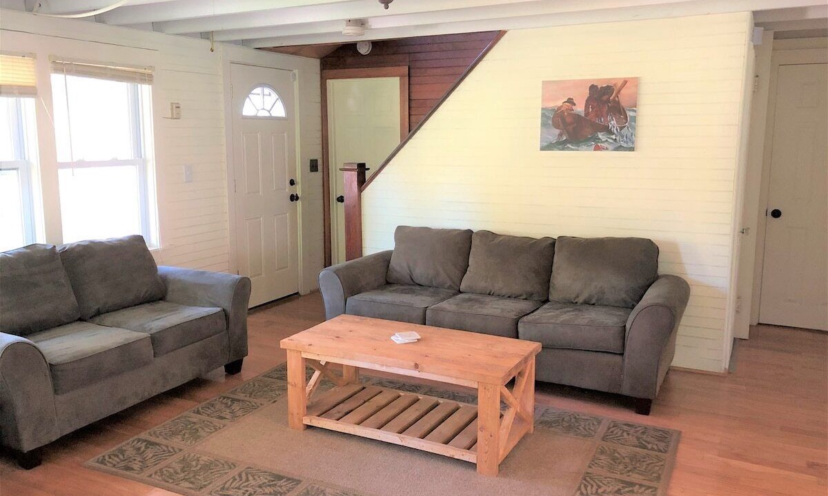 Photo of Livingroom in Brewster
