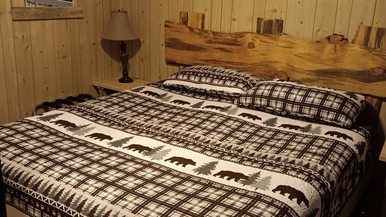 Photo of Bedroom in Hill City