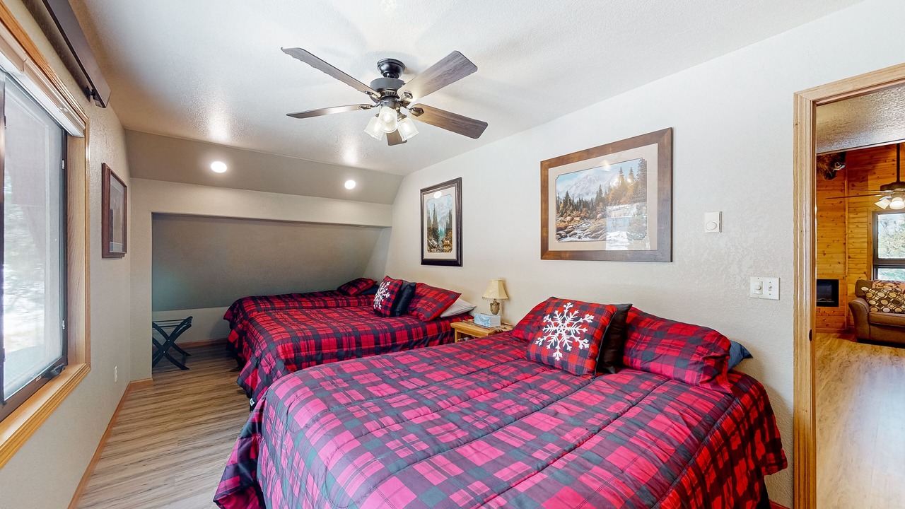 Photo of Bedroom in Lead