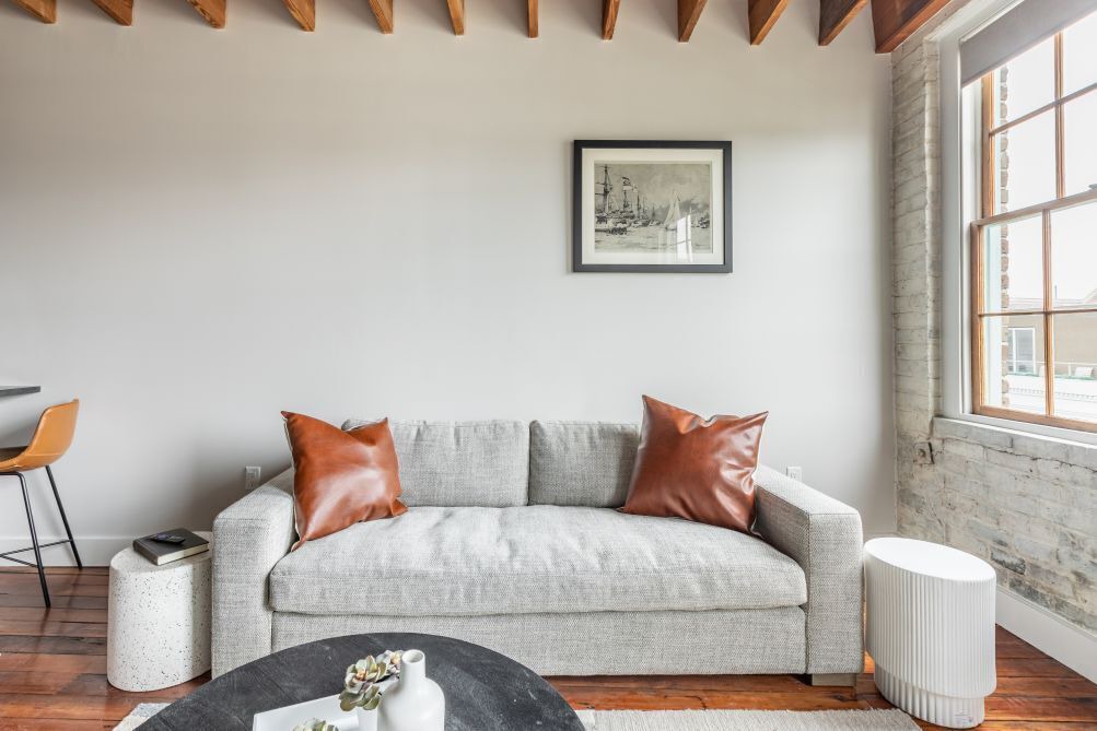 Photo of Livingroom in Central Business District