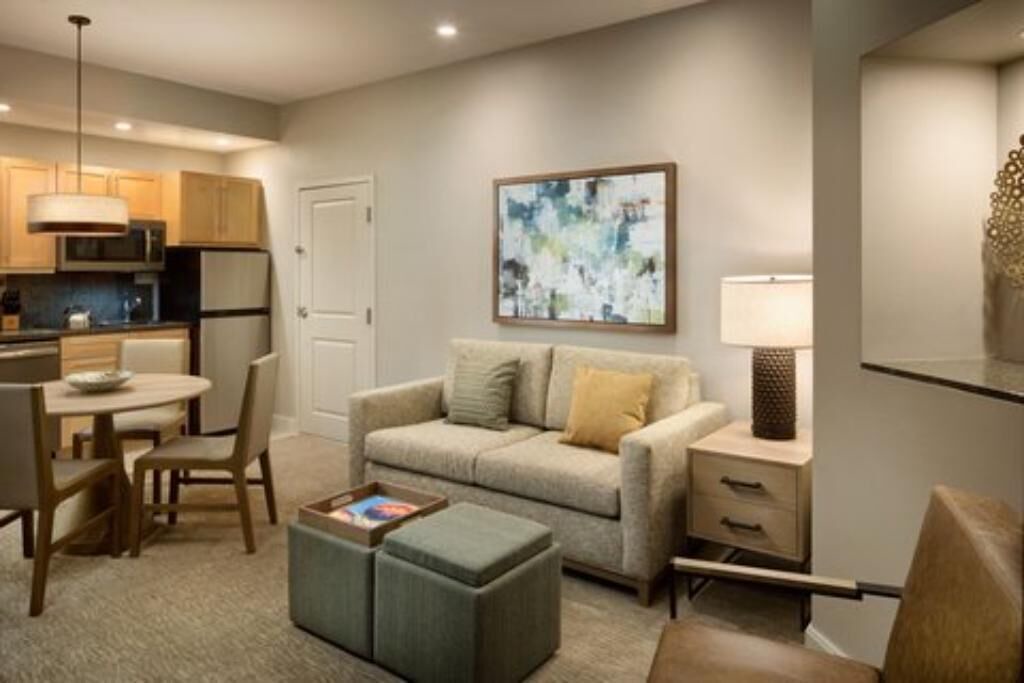 Photo of Livingroom in Kierland