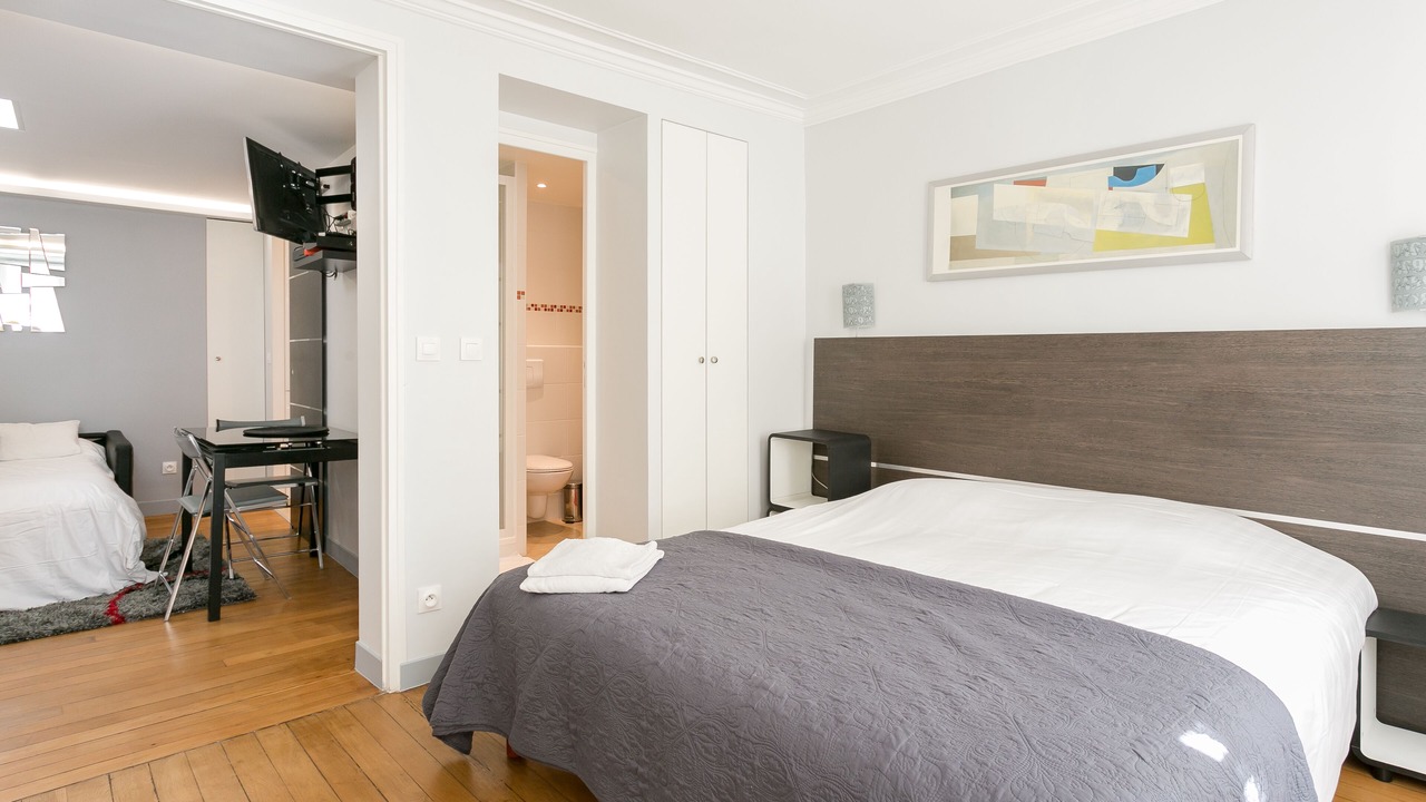 Photo of Bedroom in Quartier de la Place-Vendome