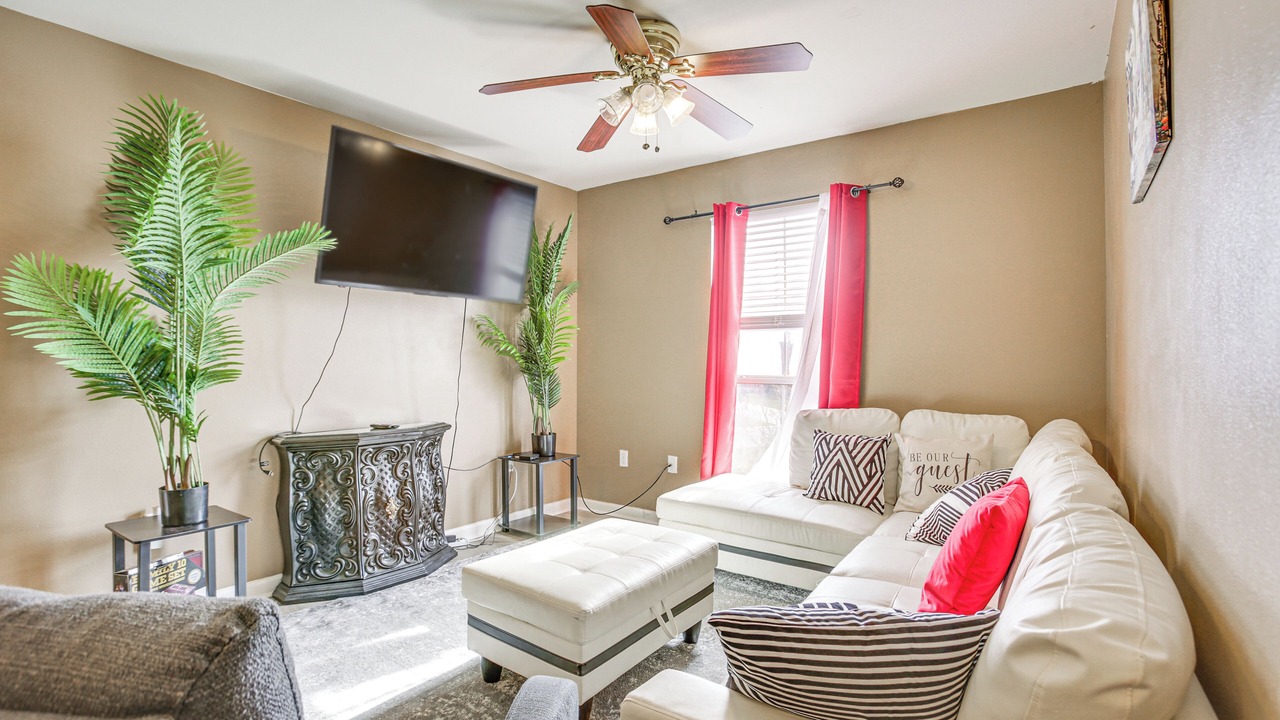 Photo of Livingroom in Denham Springs
