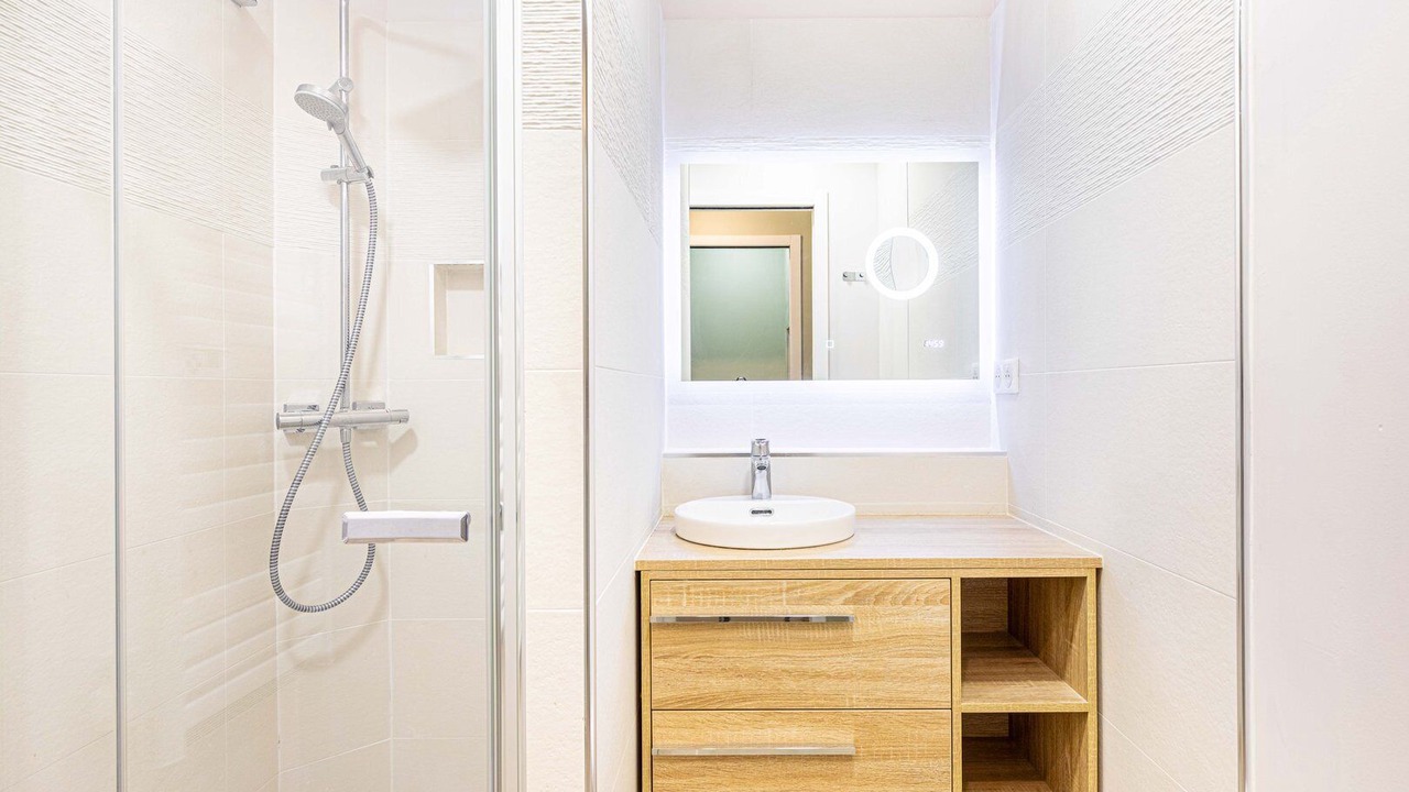 Photo of Bathroom in Quartier du Faubourg-Montmartre