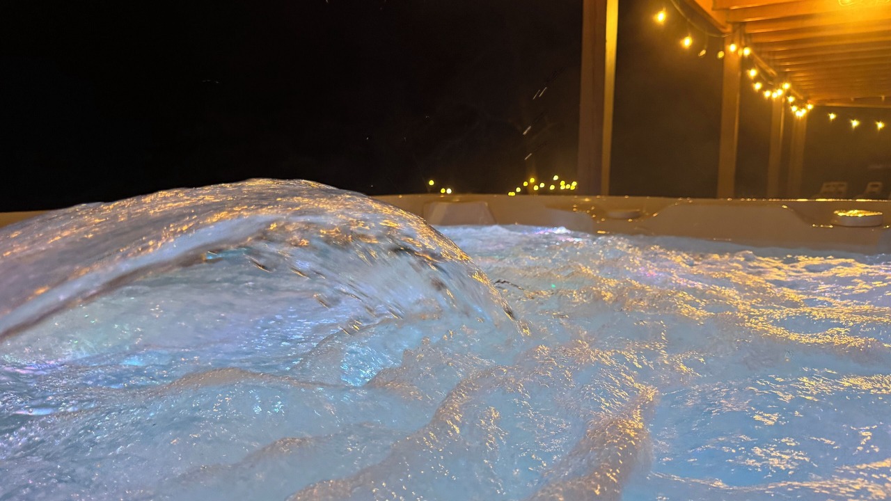 Photo of Outdoor in Round Hill