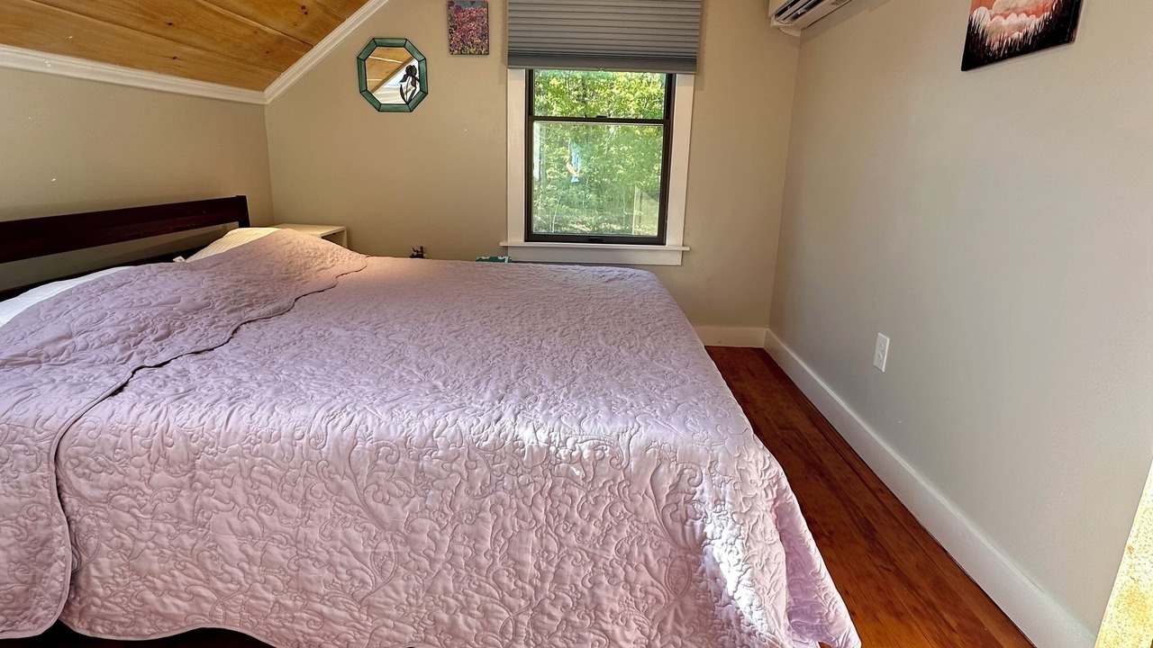 Photo of Bedroom in Wellfleet
