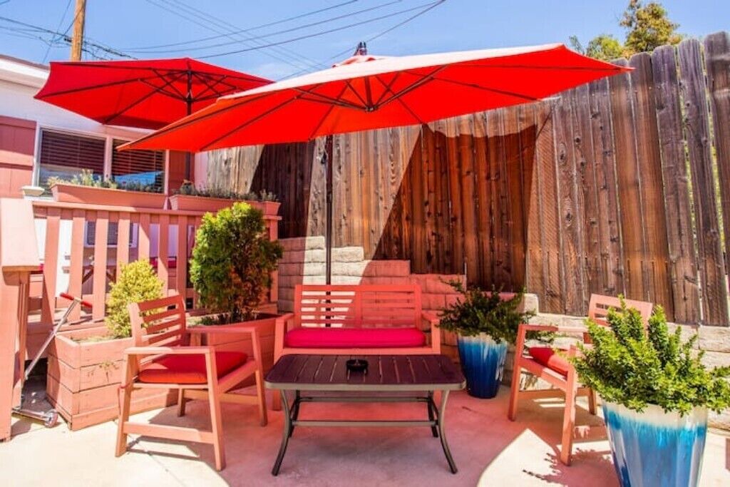Photo of Patio Balcony in Thousand Oaks