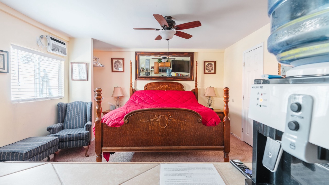 Photo of Bedroom in Thousand Oaks
