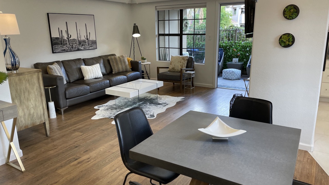 Photo of Livingroom in Central Scottsdale