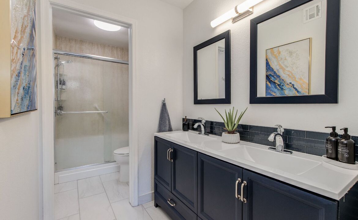 Photo of Bathroom in Central Scottsdale