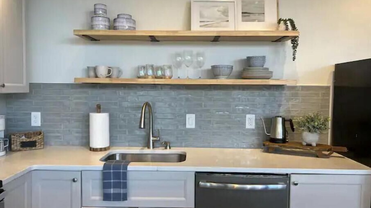 Photo of Kitchen in Lake Shore