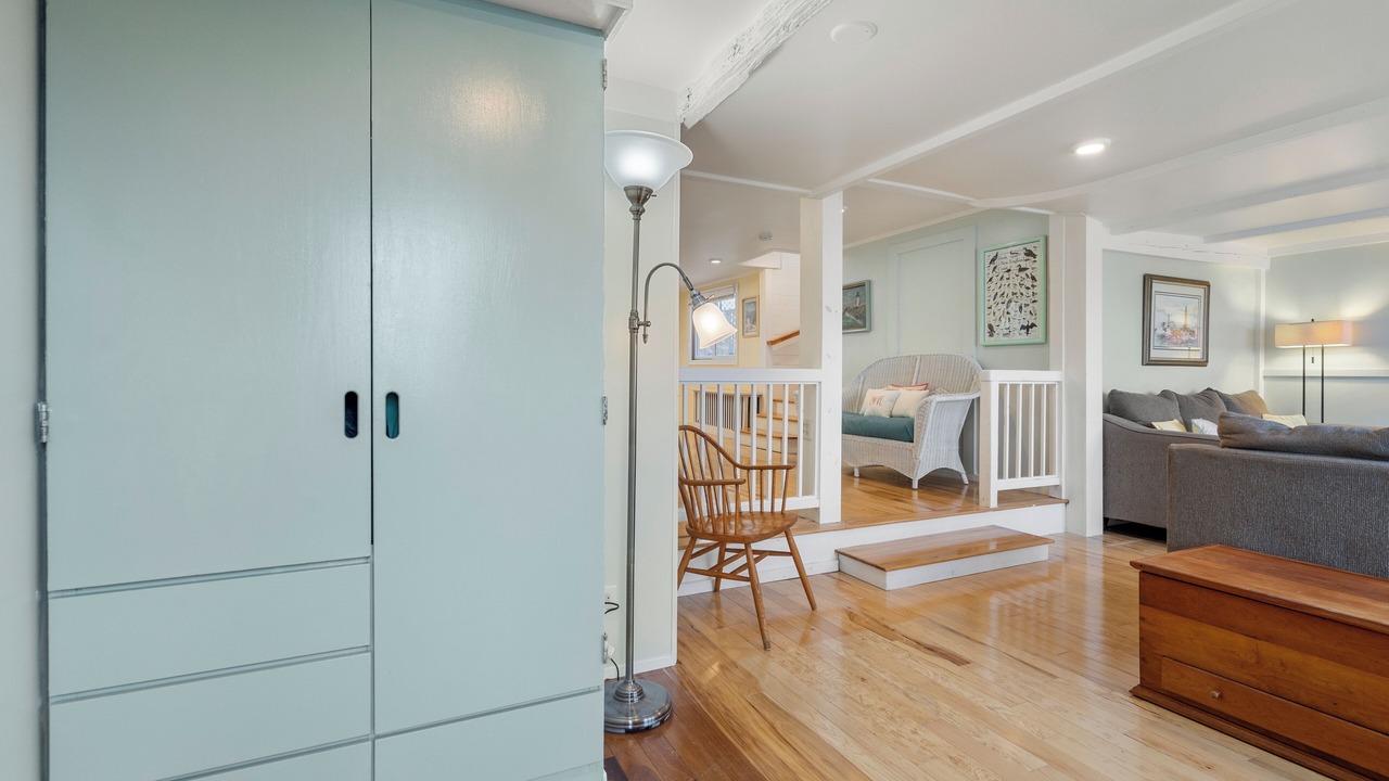 Photo of Livingroom in Gloucester