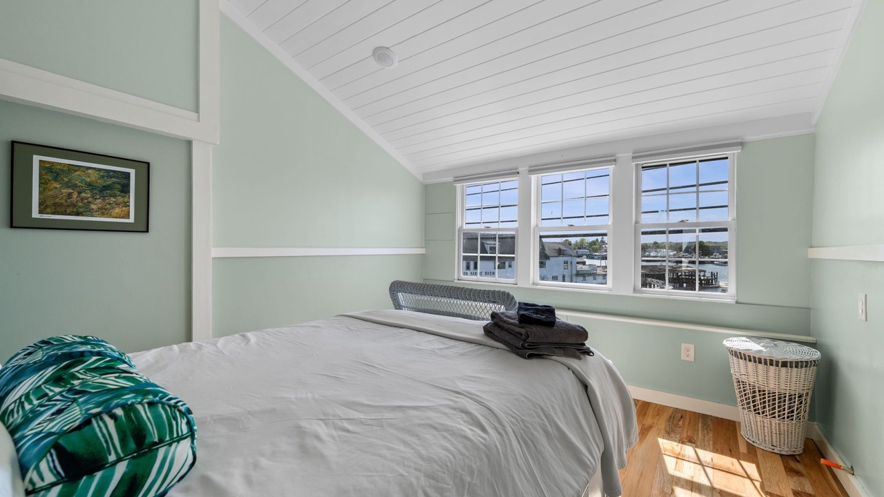 Photo of Bedroom in Gloucester