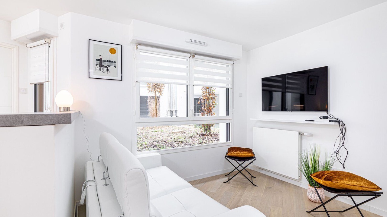 Photo of Livingroom in Issy-les-Moulineaux