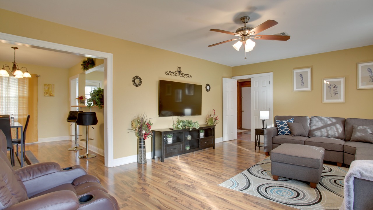 Photo of Livingroom in Donaldsonville