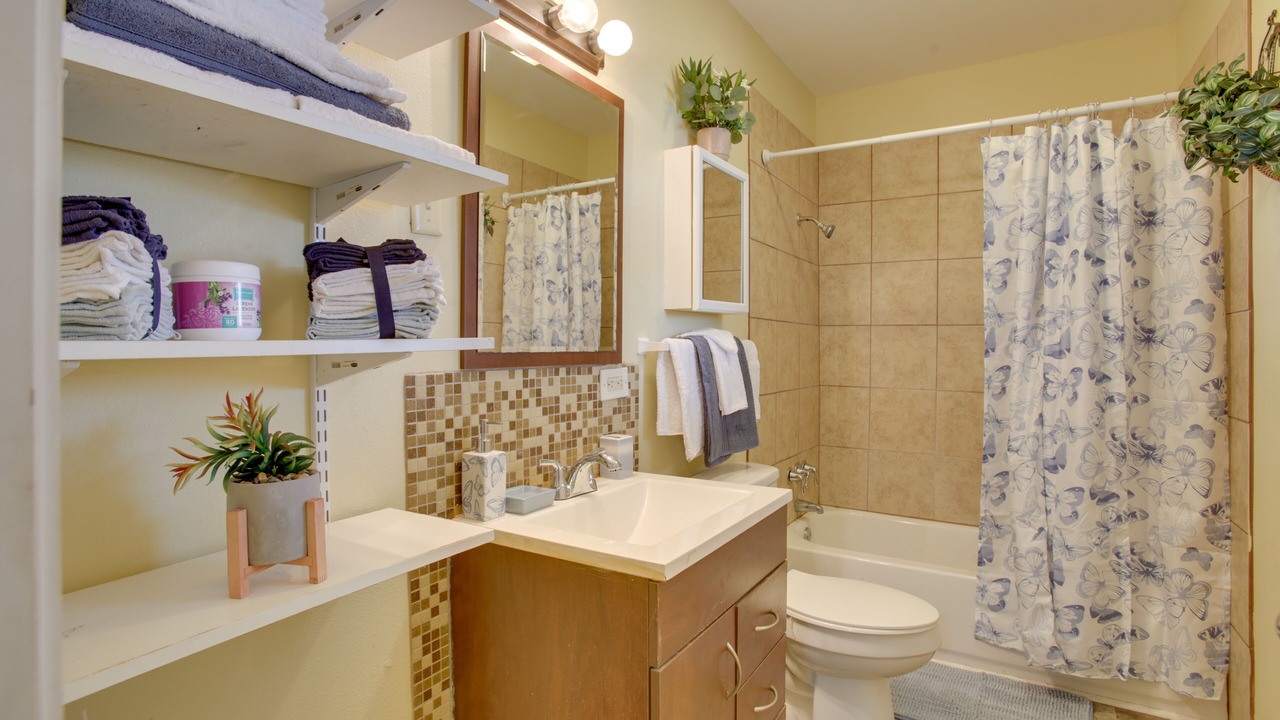 Photo of Bathroom in Donaldsonville