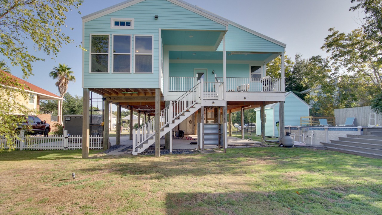 Photo of Outdoor in Waveland