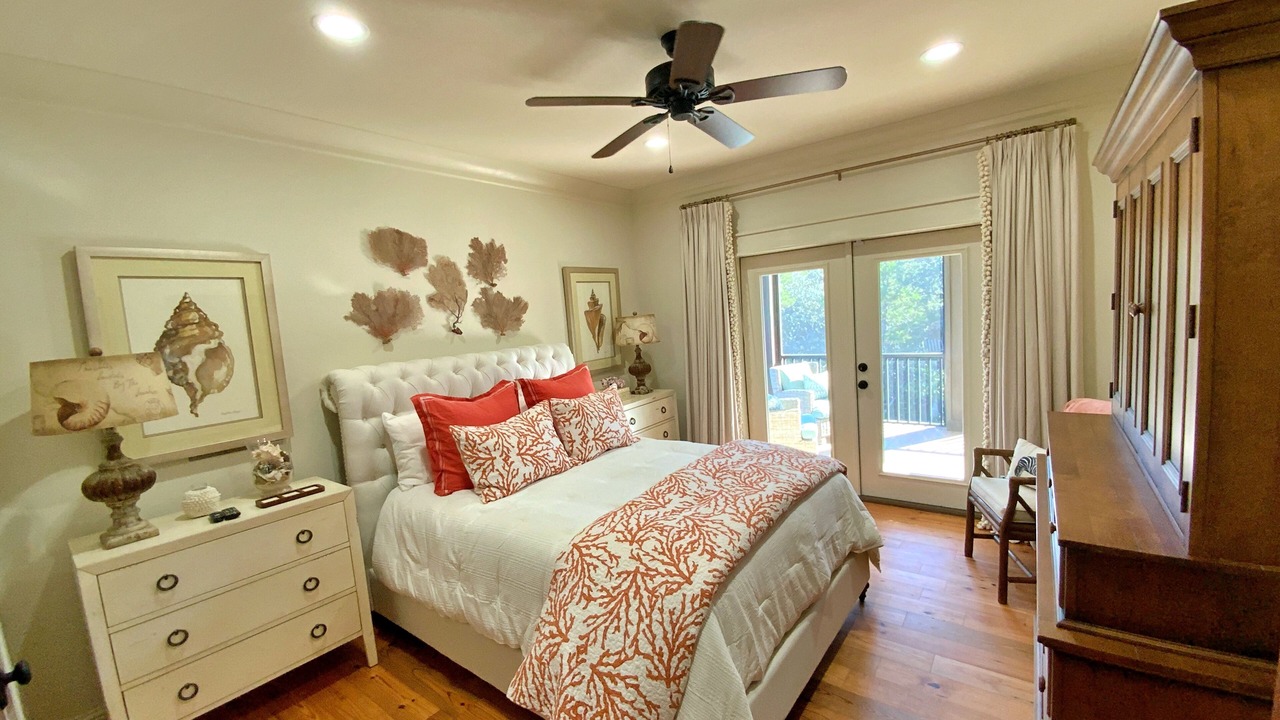 Photo of Bedroom in Surf Side Shores