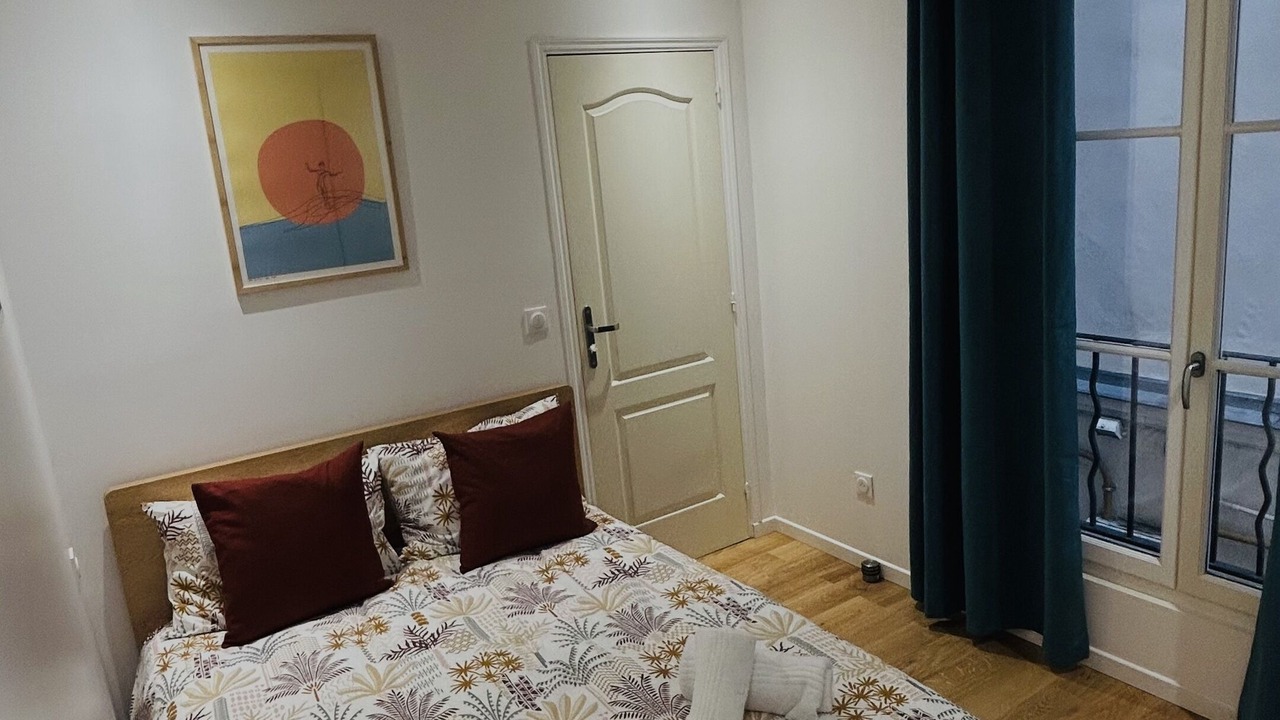 Photo of Bedroom in Batignolles