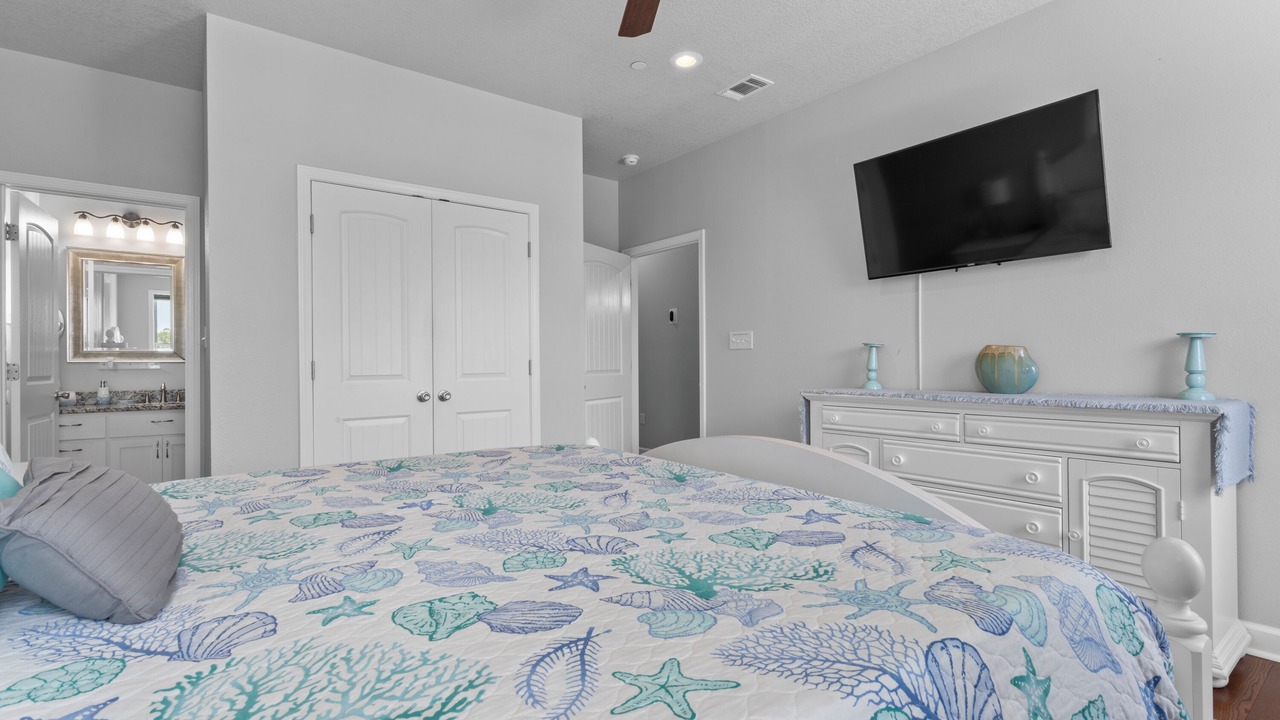 Photo of Bedroom in Long Beach