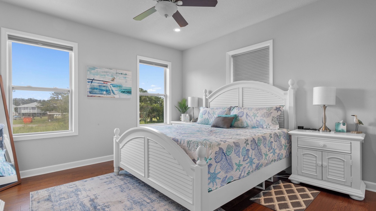Photo of Bedroom in Long Beach