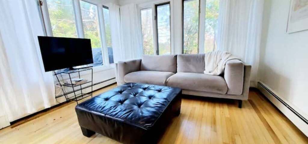 Photo of Livingroom in Jamestown