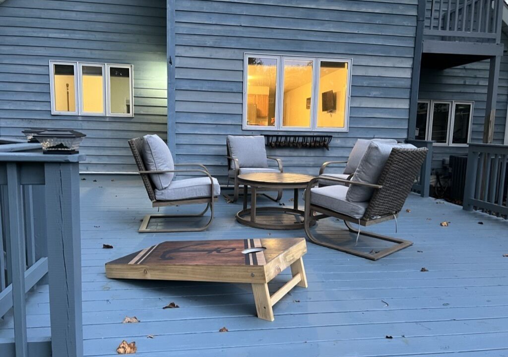 Photo of Patio Balcony in Hillsmere Shores