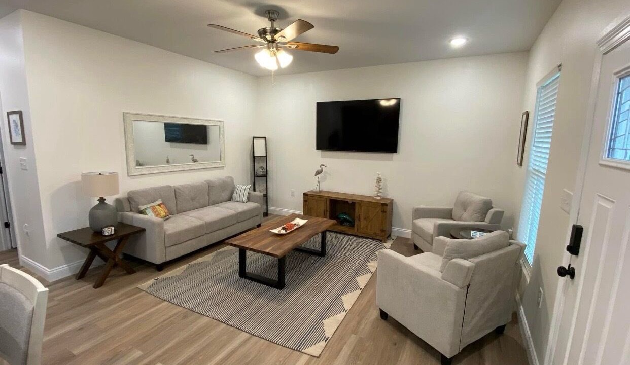 Photo of Livingroom in Waveland