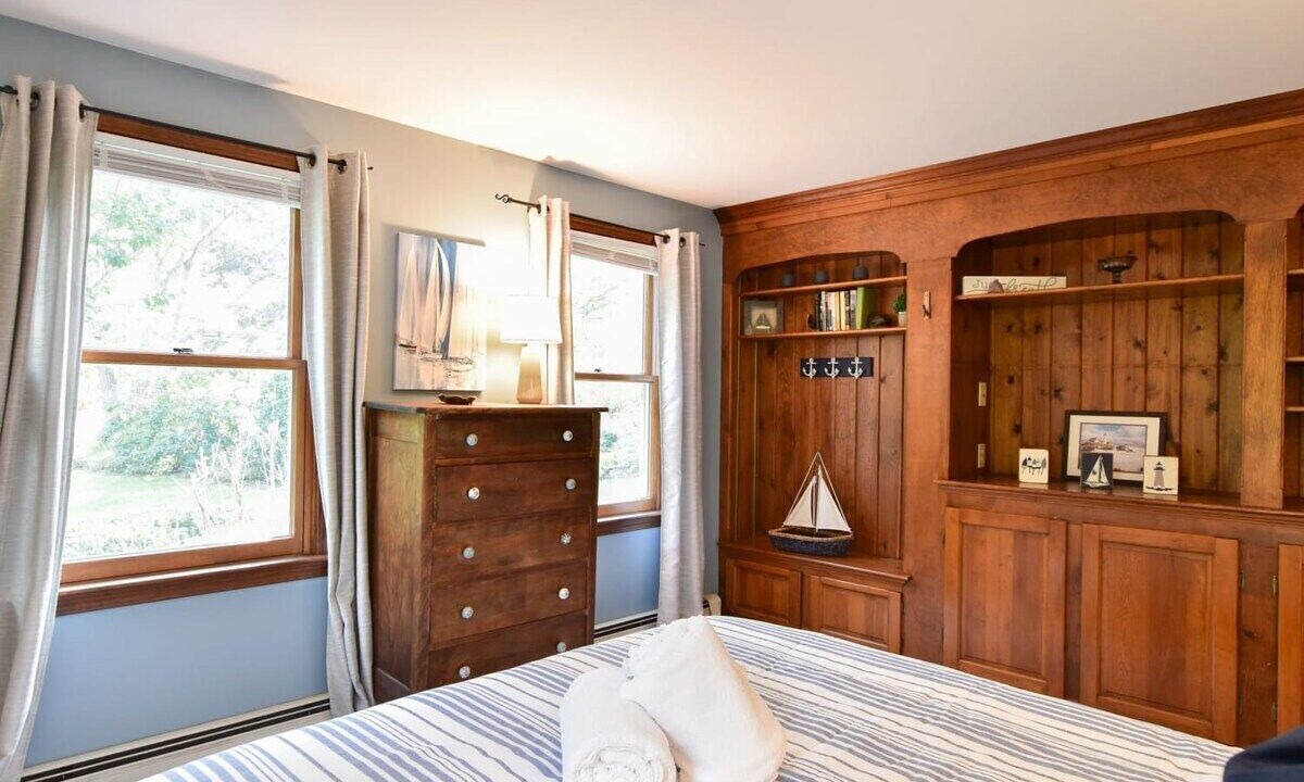 Photo of Bedroom in South Chatham